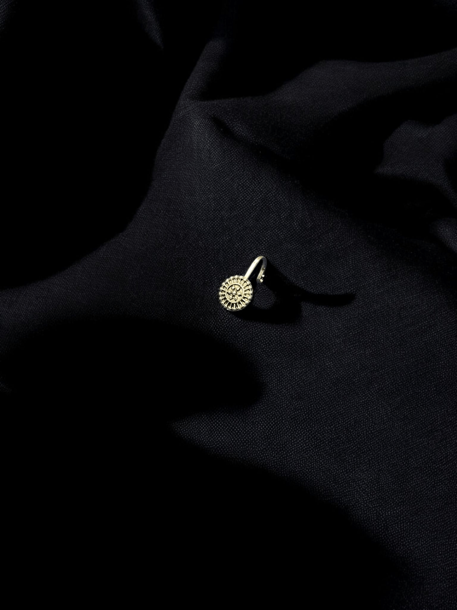 Aureli Solyn – Silver Tone Nosepin (Style 3)