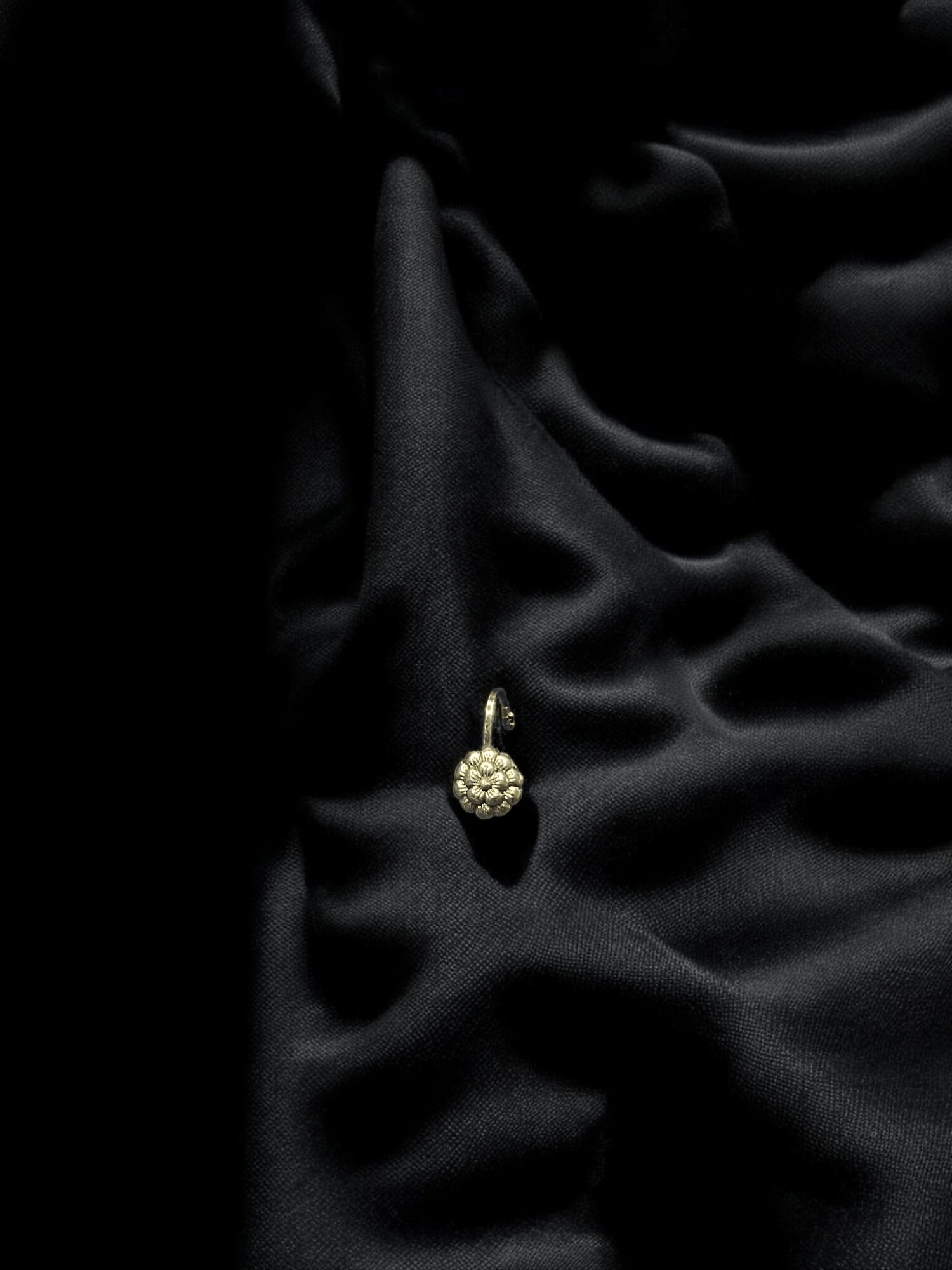 Aureli Solyn – Silver Tone Nosepin (Style 4)