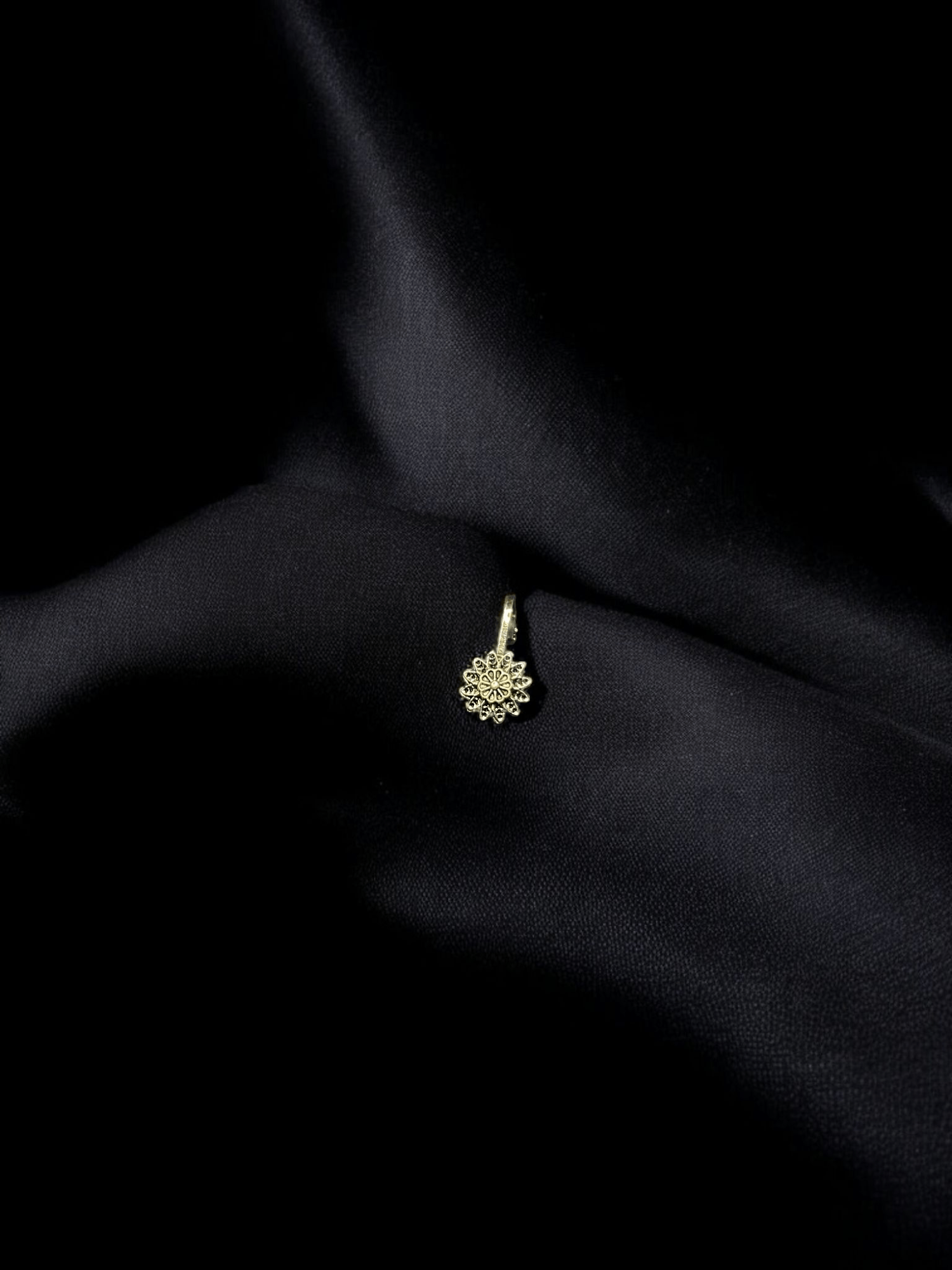 Aureli Solyn – Silver Tone Nosepin (Style 7)